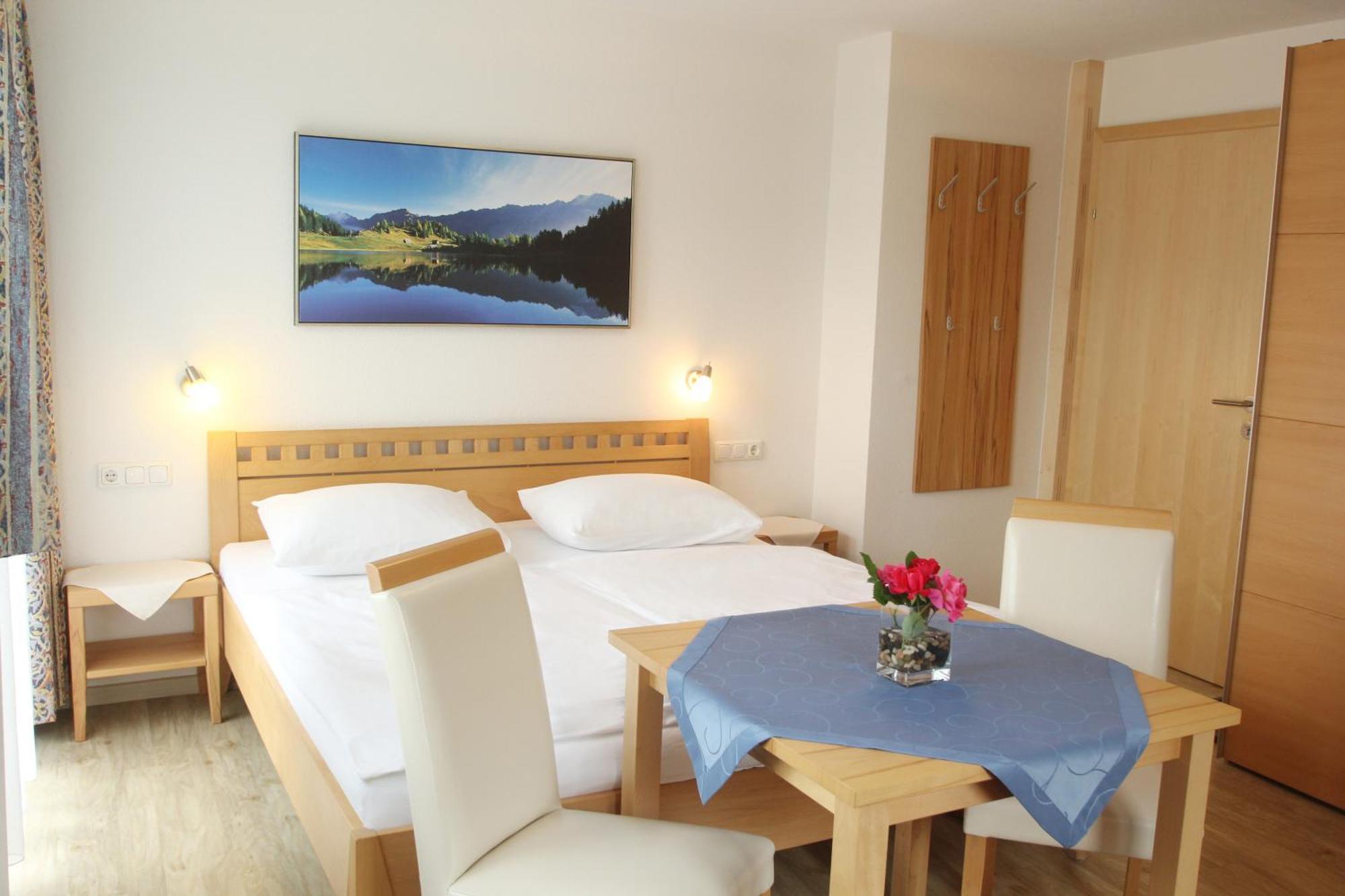 Apartmenthaus Dornroeschen Ramsau am Dachstein Room photo