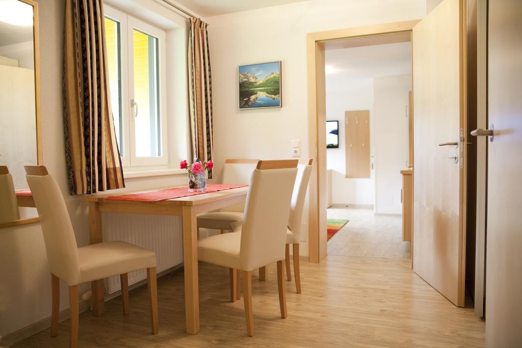 Apartmenthaus Dornroeschen Ramsau am Dachstein Room photo